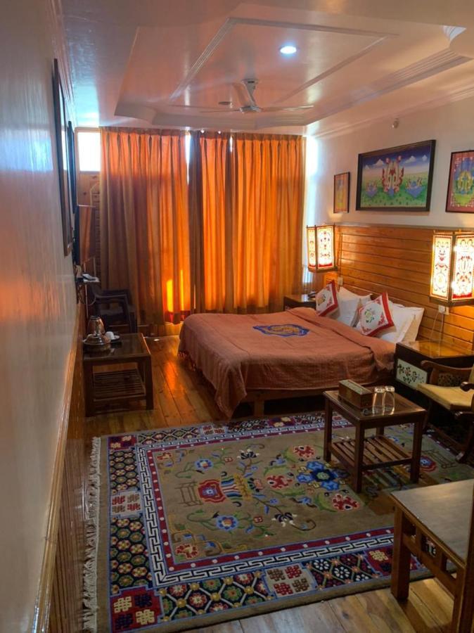 Auspiscious Him View Hotel ماكليود غانج المظهر الخارجي الصورة