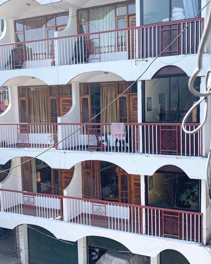 Auspiscious Him View Hotel ماكليود غانج المظهر الخارجي الصورة
