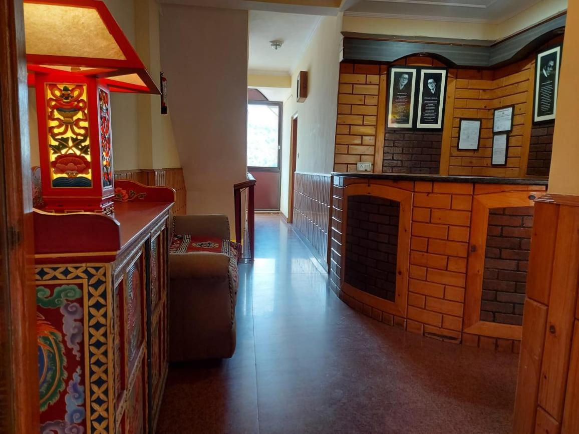 Auspiscious Him View Hotel ماكليود غانج المظهر الخارجي الصورة