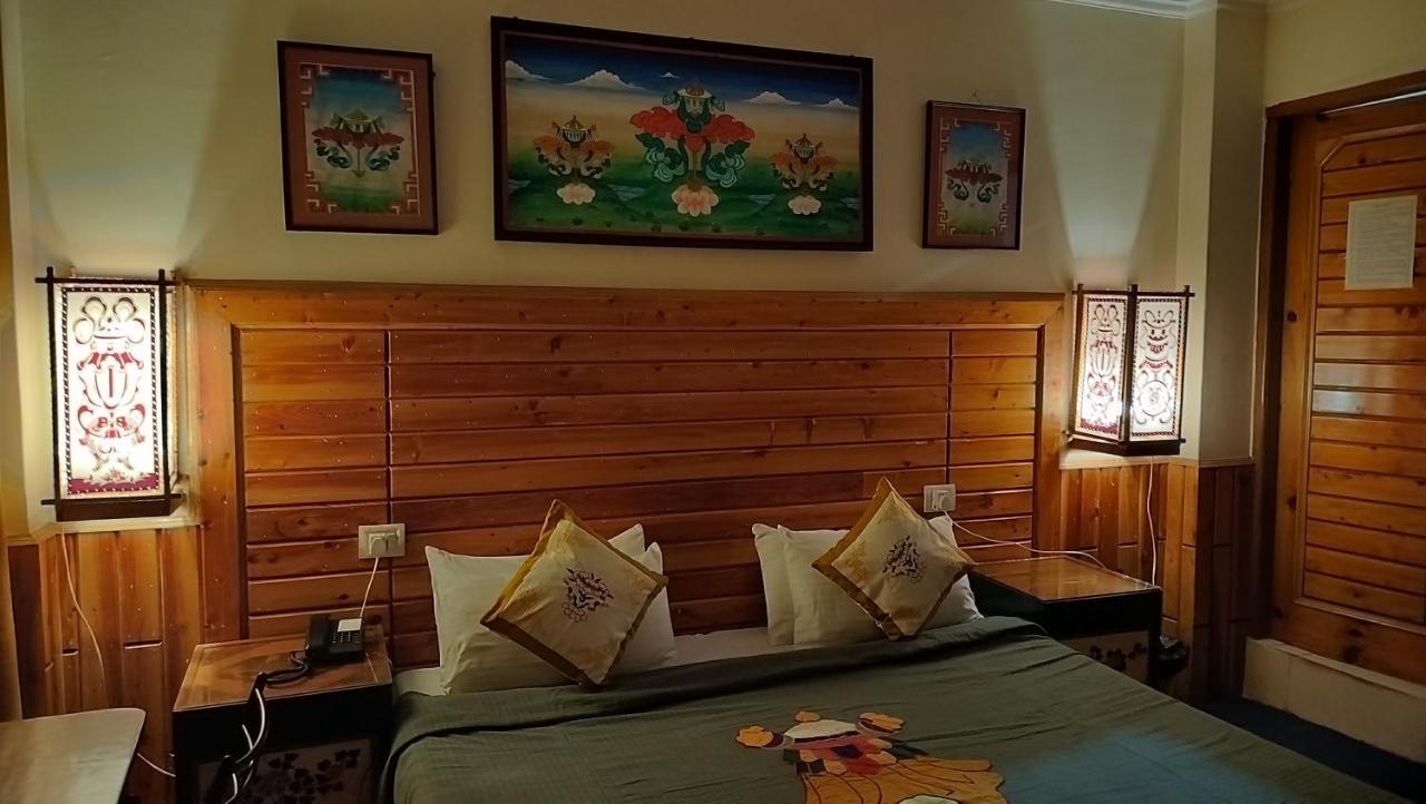 Auspiscious Him View Hotel ماكليود غانج المظهر الخارجي الصورة