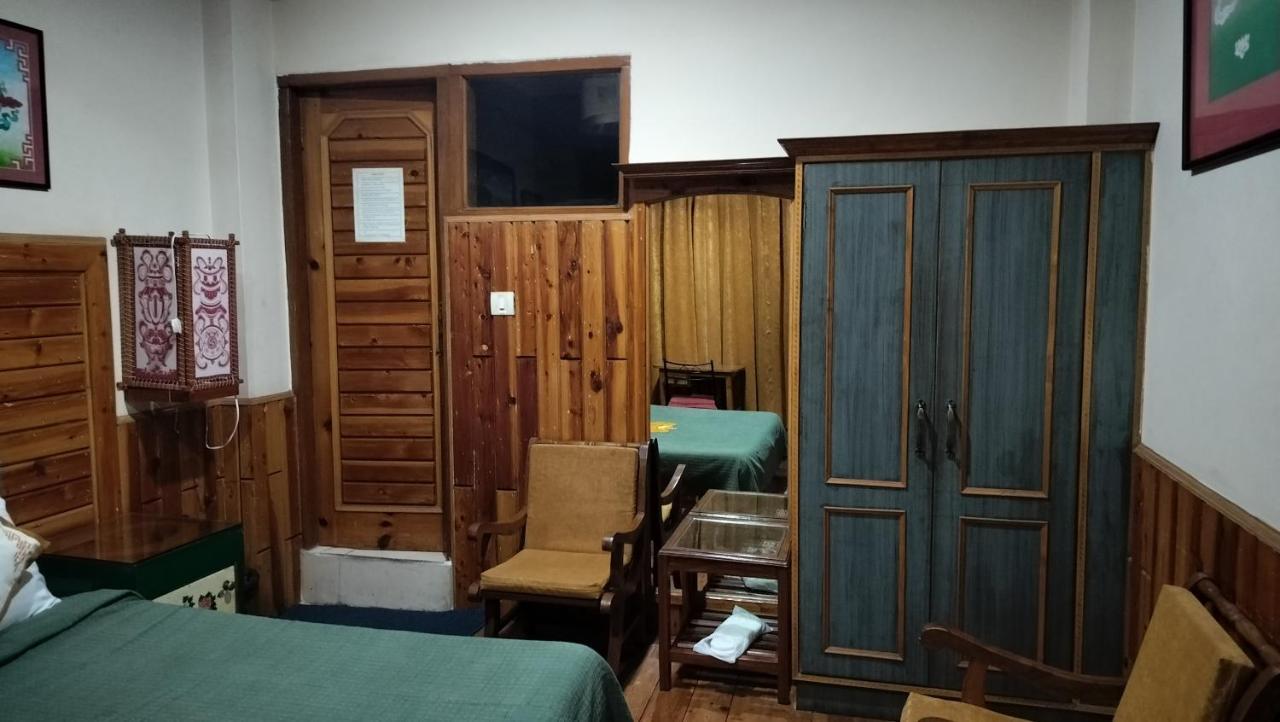 Auspiscious Him View Hotel ماكليود غانج المظهر الخارجي الصورة
