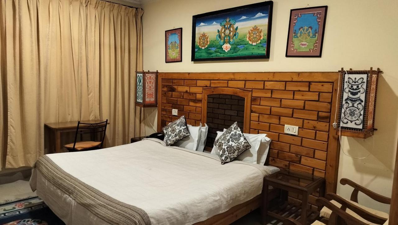 Auspiscious Him View Hotel ماكليود غانج المظهر الخارجي الصورة