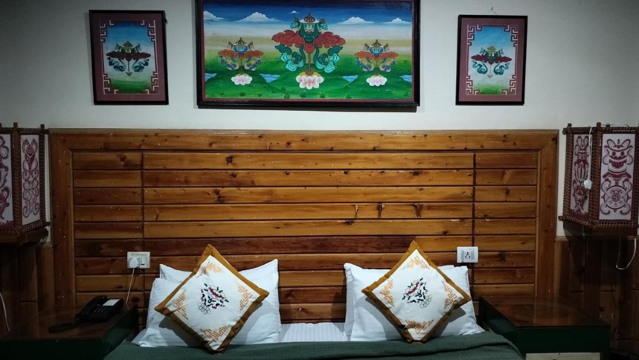 Auspiscious Him View Hotel ماكليود غانج المظهر الخارجي الصورة