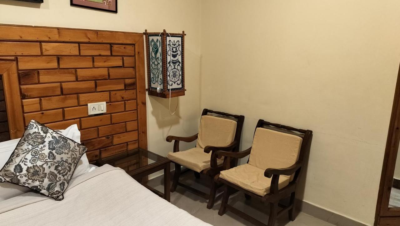 Auspiscious Him View Hotel ماكليود غانج المظهر الخارجي الصورة