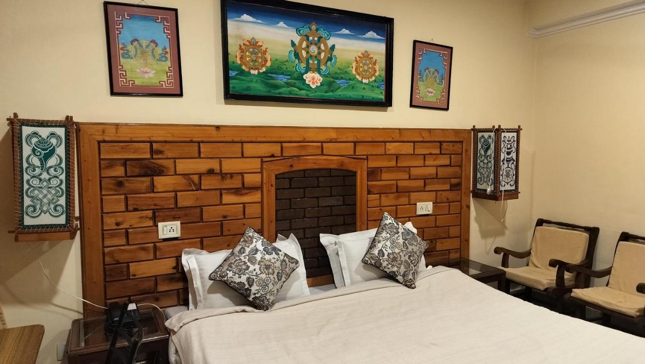 Auspiscious Him View Hotel ماكليود غانج المظهر الخارجي الصورة